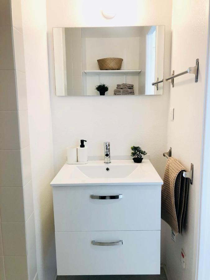 Superbe Appartement Front De Mer Villeneuve-Loubet Eksteriør billede